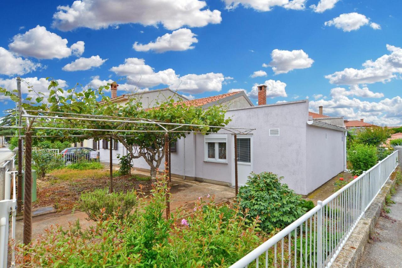 House Fazana 1456 Villa Kültér fotó